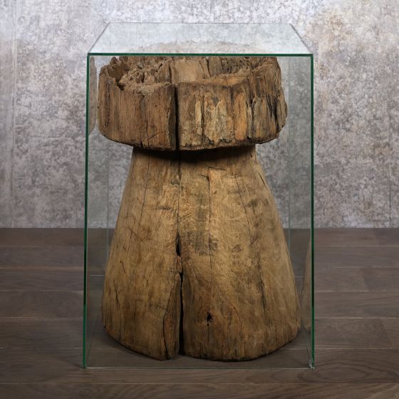 Shabby Stool - under Glass